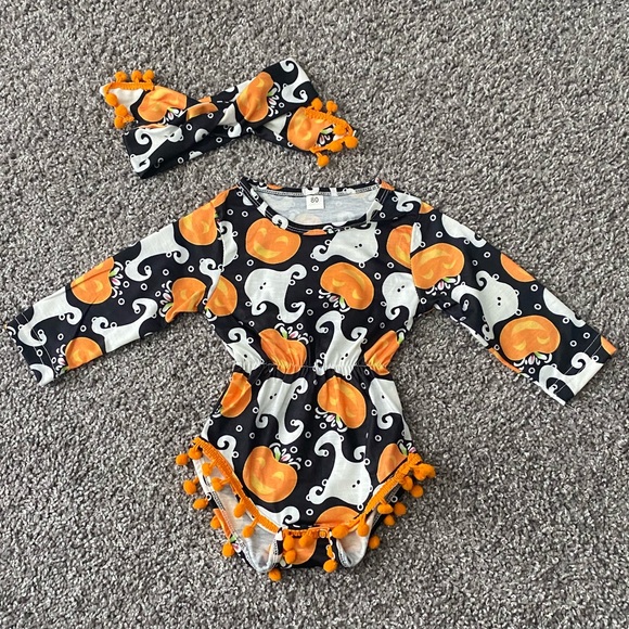 🚫SOLD🚫 NWOT Halloween Outfit - Picture 2 of 4